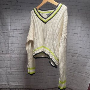 Sweater vneck large